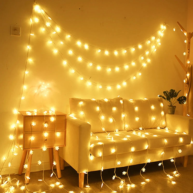 1/3/6M Snowflake LED Fairy Lights - Battery/USB Powered Copper Wire Garland for Holidays & Weddings